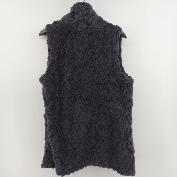 Koolaburra by UGG Embossed Sherpa Fleece Vest Gray Size Medium - Picture 9 of 10